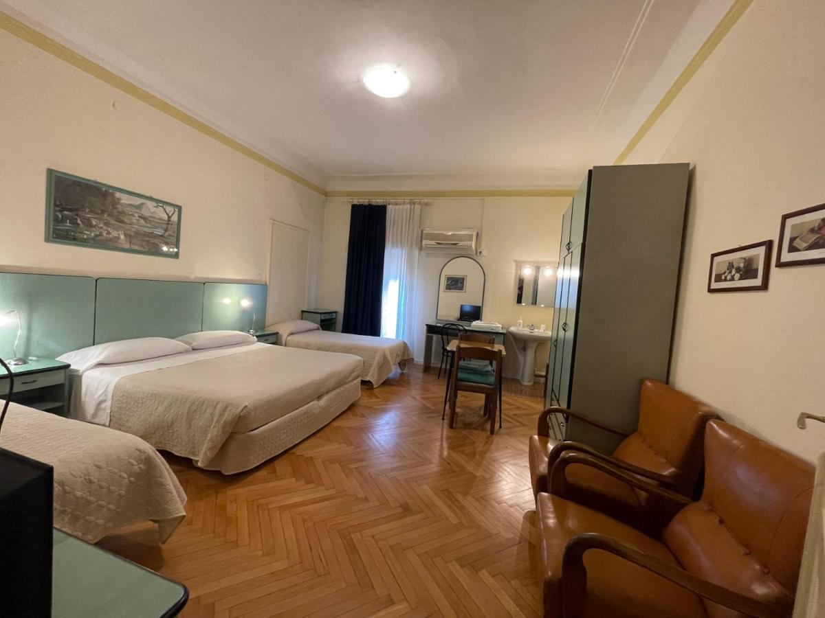 Triple Room,1215995218:JPEG