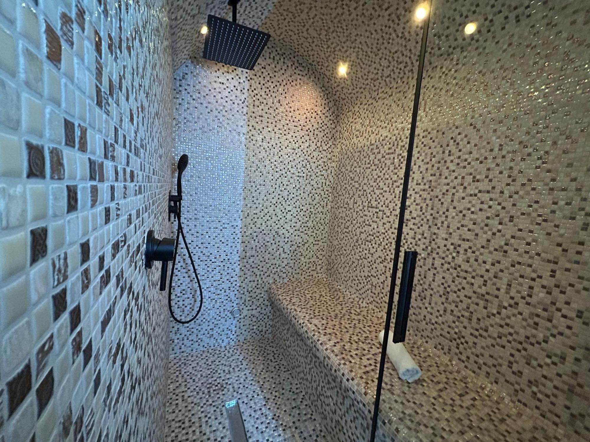 Private Spa Suite Turkish Bath Sauna & Home Cinema
