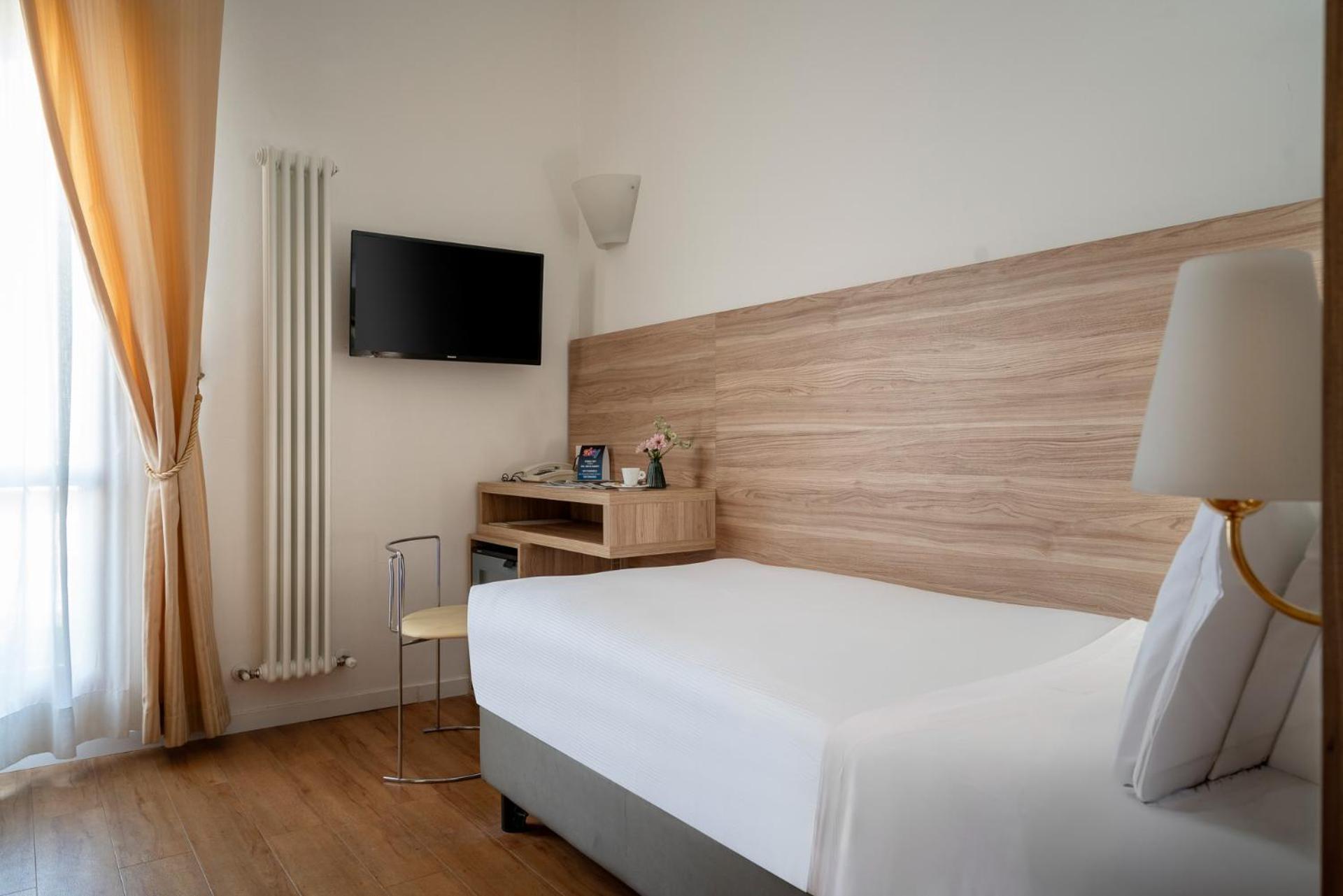 Classic Single Room