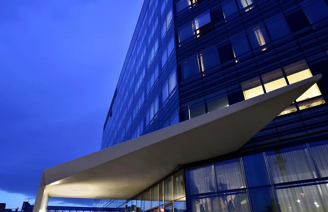 UNA Hotels San Vitale Bologna-1