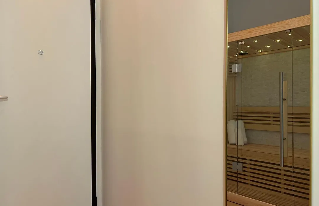 4 Star Suite Spa - Self Check-In-1