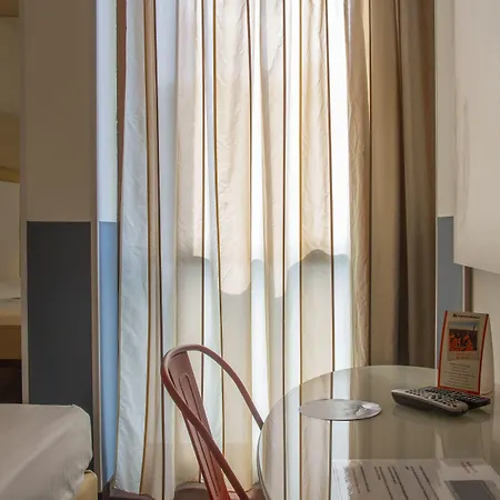4 Viale Masini Hotel-3